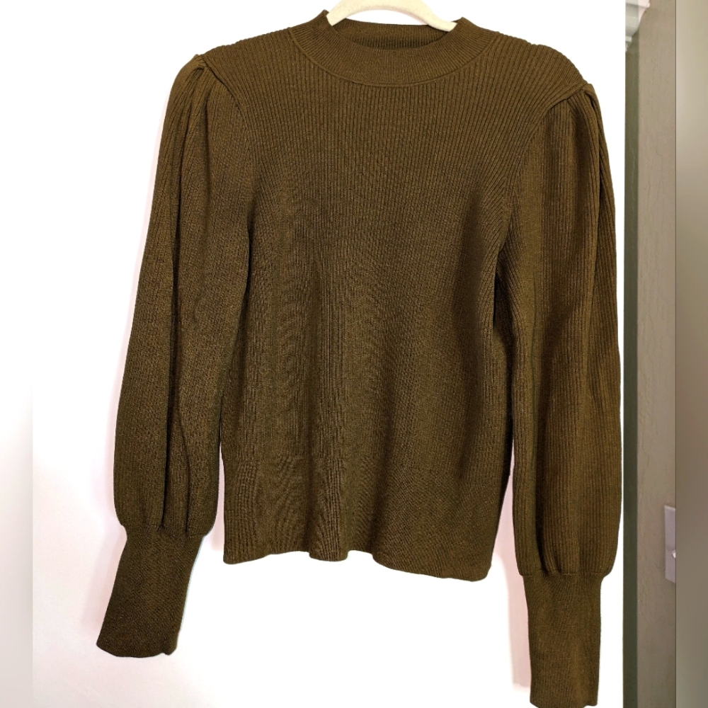 Banana Republic Olive Green sweater, sz M
